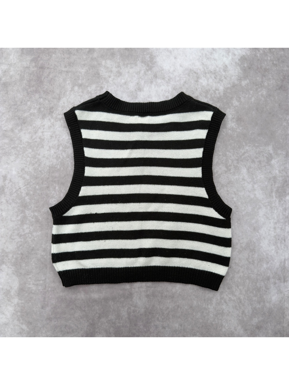 90s Paul Frank Julius Monkey Black White Striped Knit Sweater Vest Size M Y2K - Picture 5 of 7
